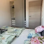 Two Bedrom Modern Flat Near Ljubljana Private Garage &balcony דירה *