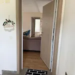 Two Bedrom Modern Flat Near Ljubljana Private Garage &balcony Dobrova