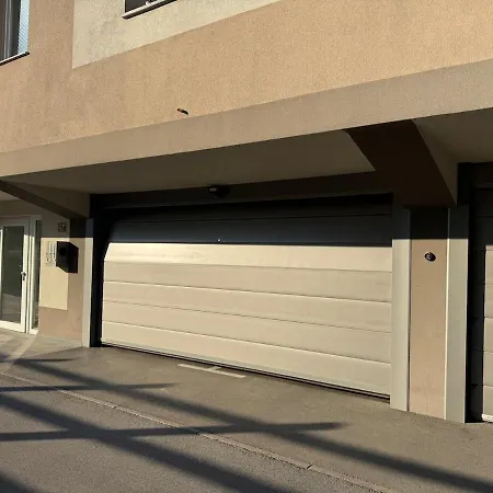 Apartamento Two Bedrom Modern Flat Near Ljubljana Private Garage &balcony *