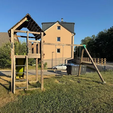 Apartamento Two Bedrom Modern Flat Near Ljubljana Private Garage &balcony