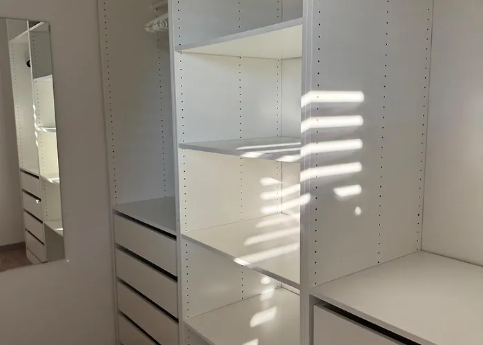 Two Bedrom Modern Flat Near Ljubljana Private Garage &balcony