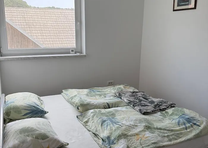 Two Bedrom Modern Flat Near Ljubljana Private Garage &balcony Apartman *