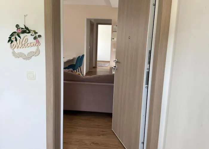 Two Bedrom Modern Flat Near Ljubljana Private Garage &balcony Dobrova