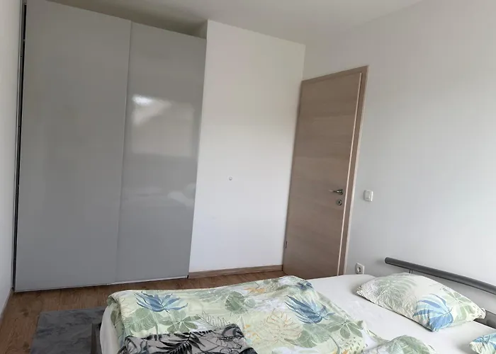 Apartamento Two Bedrom Modern Flat Near Ljubljana Private Garage &balcony